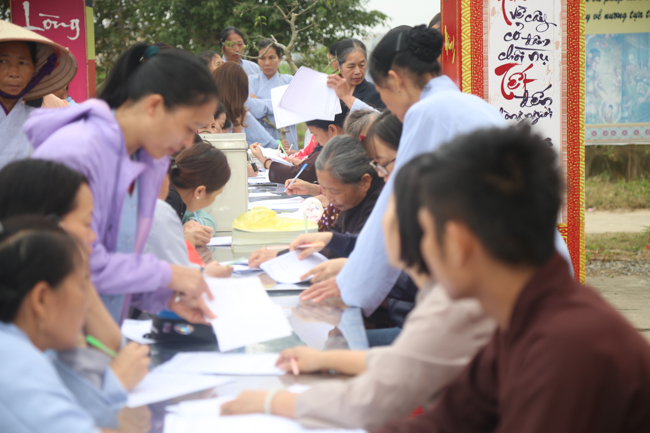 Ceremony praying for Safety at the Beginning of the Lunar Year at Dong Cao Pagoda – Thanh Hoa.