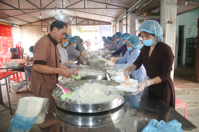 Ceremony praying for Safety at the Beginning of the Lunar Year at Dong Cao Pagoda – Thanh Hoa.