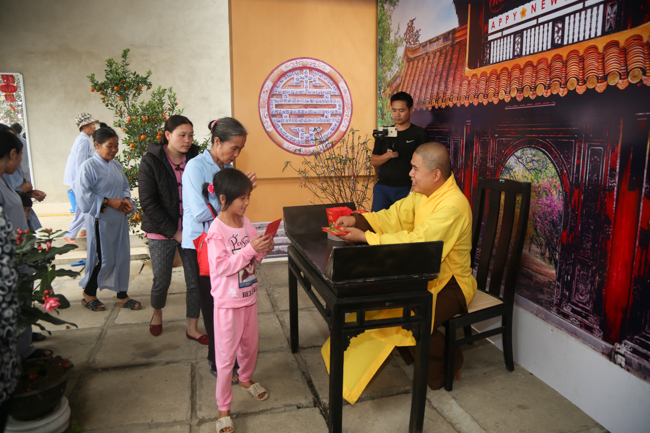 Ceremony praying for Safety at the Beginning of the Lunar Year at Dong Cao Pagoda – Thanh Hoa.