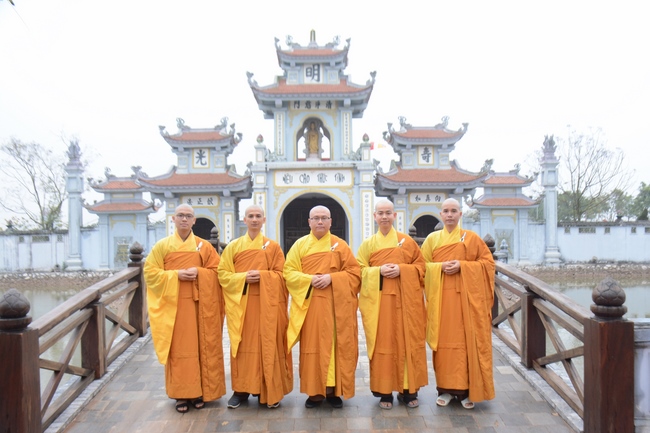 Chiêm bái các chốn Tổ tại miền Bắc