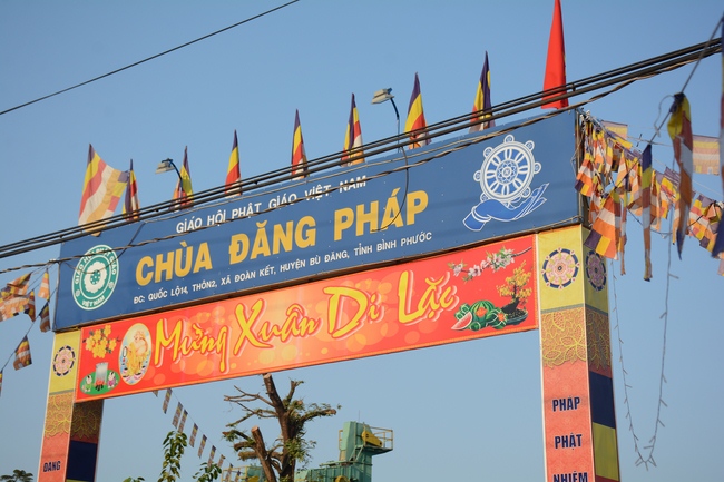 The ceremony praying for peace in the beginning of the early year at Dang Phap pagoda - Binh Phuoc