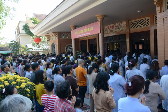 New Year Praying for Peace Ceremony