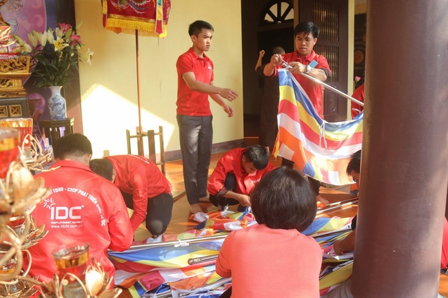 Chùa Hoà Phúc: Buổi sáng ngoại khóa của Trung tâm Tư vấn Đào tạo Lao động IDC