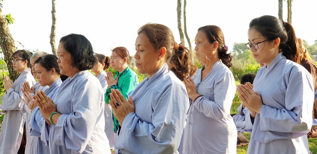 Quý thầy và các phái đoàn Phật tử chúc tết Thượng tọa Thích Chân Tính từ ngày 11-15 tết