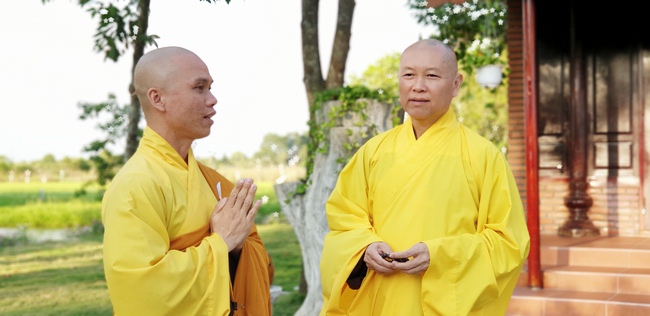 Quý thầy và các phái đoàn Phật tử chúc tết Thượng tọa Thích Chân Tính từ ngày 11-15 tết