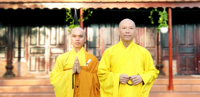 Quý thầy và các phái đoàn Phật tử chúc tết Thượng tọa Thích Chân Tính từ ngày 11-15 tết