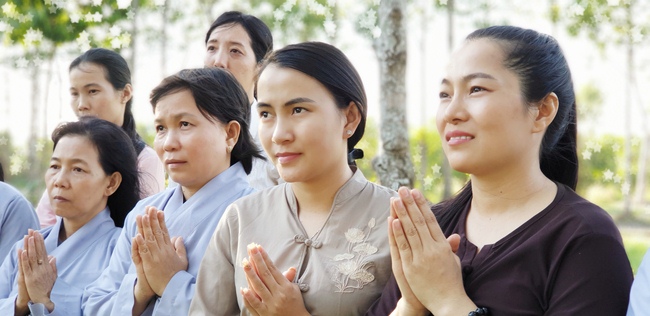 Quý thầy và các phái đoàn Phật tử chúc tết Thượng tọa Thích Chân Tính từ ngày 11-15 tết