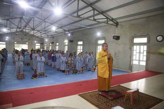 Tu niệm Phật một ngày tại chùa Đống Cao – Thanh Hóa