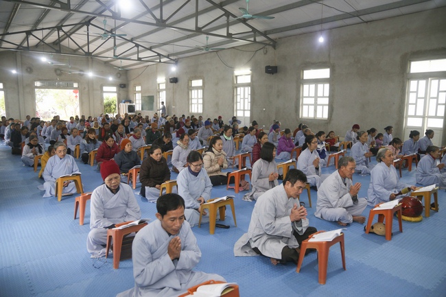 Tu niệm Phật một ngày tại chùa Đống Cao – Thanh Hóa