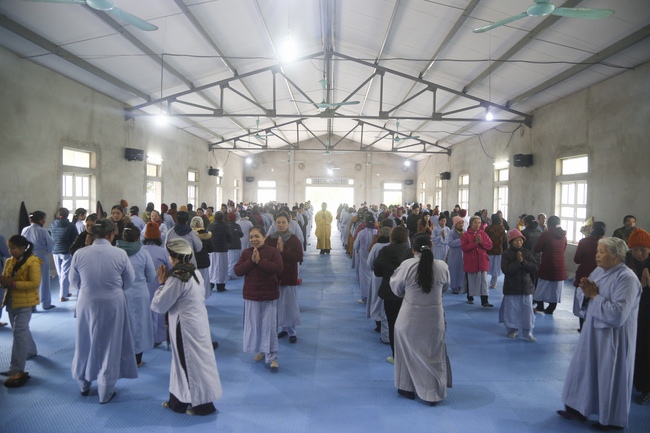 Tu niệm Phật một ngày tại chùa Đống Cao – Thanh Hóa