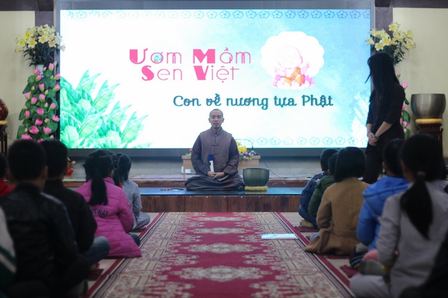 Hoa Phuc Pagoda: More than 150 children attended the first spring retreat in the Year of the Pig