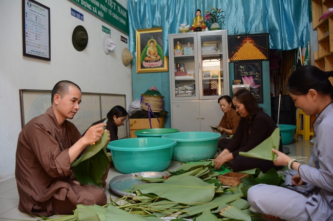 Series photos of activities preparing for the New Year 2019