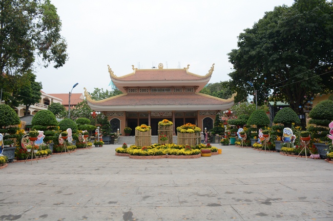 Series photos of activities preparing for the New Year 2019