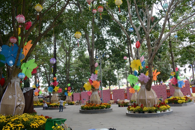 Series photos of activities preparing for the New Year 2019