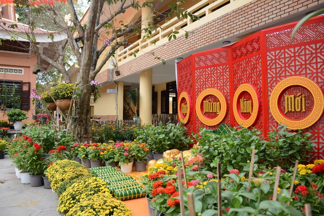 Series photos of activities preparing for the New Year 2019