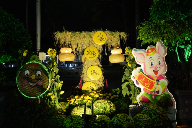 Series photos of activities preparing for the New Year 2019