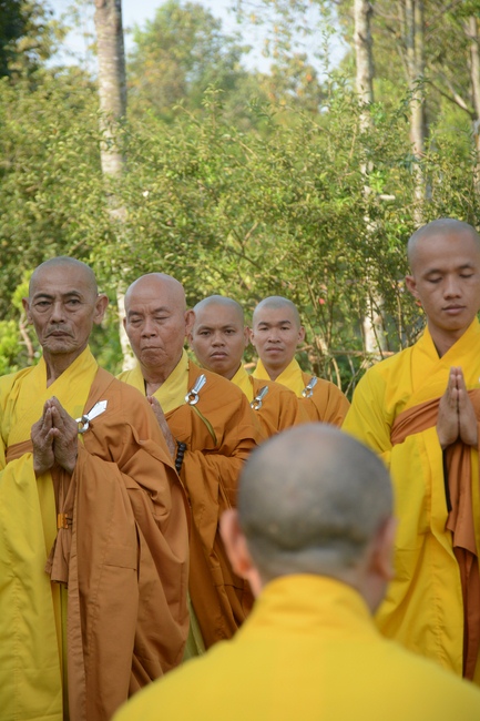 Monks of Hoang Phap Pagoda wishing  a long life  to the Senior Abbot.