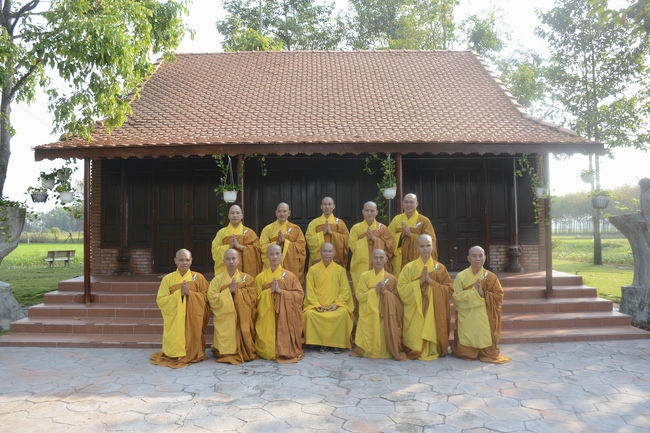 Monks of Hoang Phap Pagoda wishing  a long life  to the Senior Abbot.