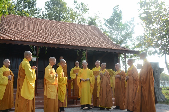 Monks of Hoang Phap Pagoda wishing  a long life  to the Senior Abbot.