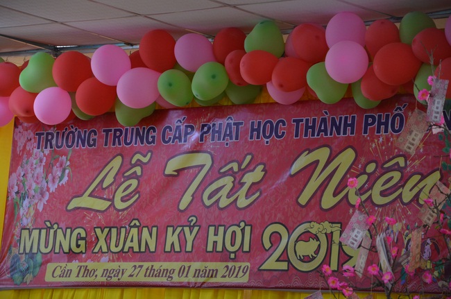 Attending the Final Year Ceremony of the Buddhist Intermediate Institute, Creature Release in Can Tho City.