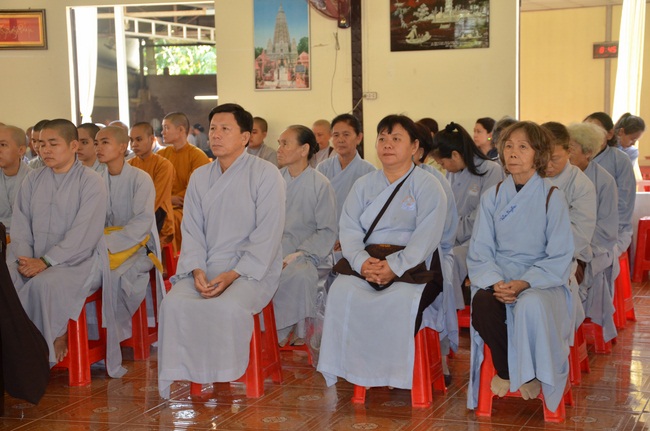 Attending the Final Year Ceremony of the Buddhist Intermediate Institute, Creature Release in Can Tho City.