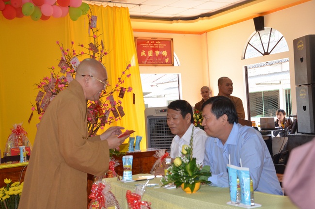 Attending the Final Year Ceremony of the Buddhist Intermediate Institute, Creature Release in Can Tho City.