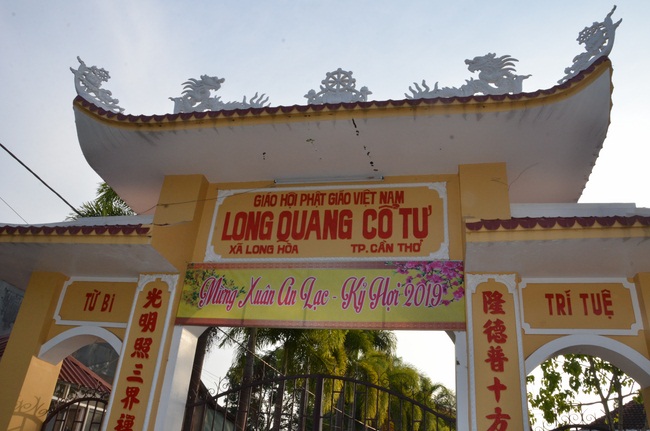 Attending the Final Year Ceremony of the Buddhist Intermediate Institute, Creature Release in Can Tho City.