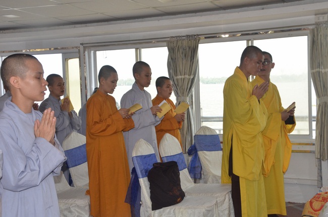 Attending the Final Year Ceremony of the Buddhist Intermediate Institute, Creature Release in Can Tho City.