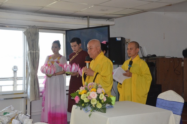 Attending the Final Year Ceremony of the Buddhist Intermediate Institute, Creature Release in Can Tho City.