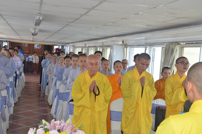 Attending the Final Year Ceremony of the Buddhist Intermediate Institute, Creature Release in Can Tho City.