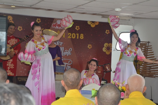 Attending the Final Year Ceremony of the Buddhist Intermediate Institute, Creature Release in Can Tho City.