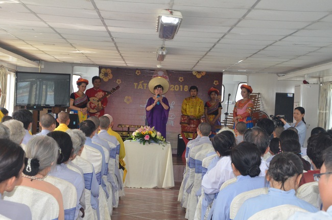 Attending the Final Year Ceremony of the Buddhist Intermediate Institute, Creature Release in Can Tho City.