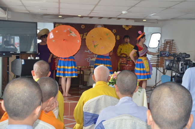 Attending the Final Year Ceremony of the Buddhist Intermediate Institute, Creature Release in Can Tho City.