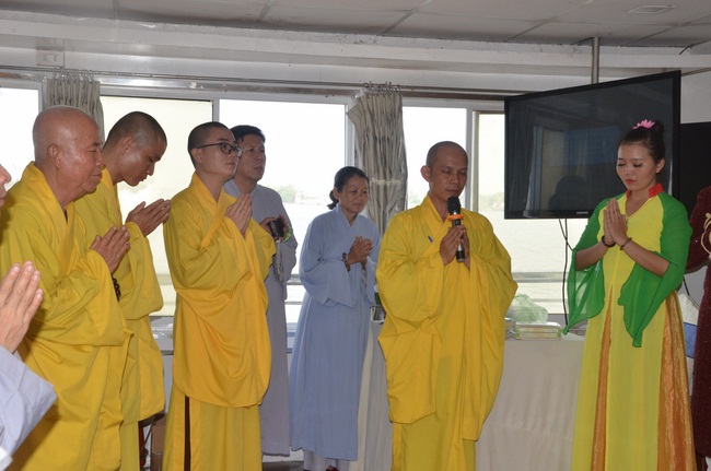 Attending the Final Year Ceremony of the Buddhist Intermediate Institute, Creature Release in Can Tho City.