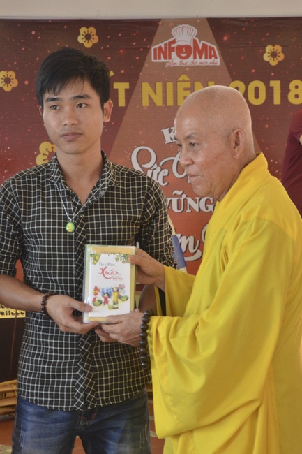 Attending the Final Year Ceremony of the Buddhist Intermediate Institute, Creature Release in Can Tho City.