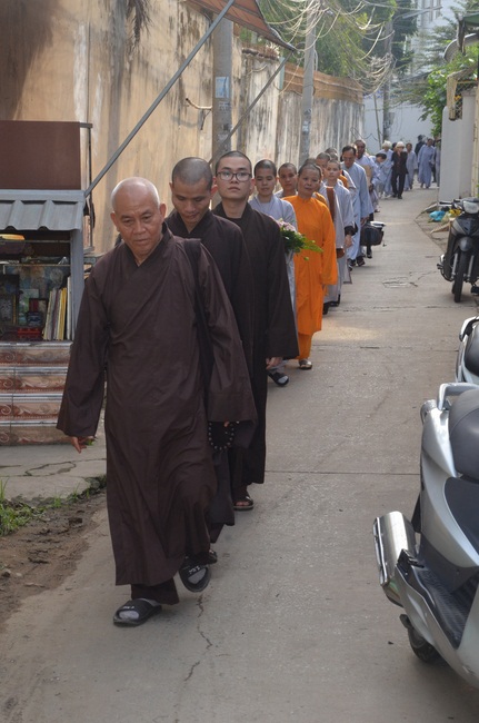 Attending the Final Year Ceremony of the Buddhist Intermediate Institute, Creature Release in Can Tho City.