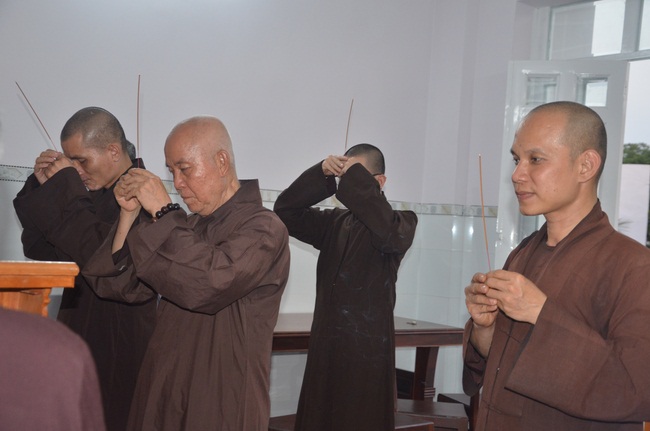 Attending the Final Year Ceremony of the Buddhist Intermediate Institute, Creature Release in Can Tho City.