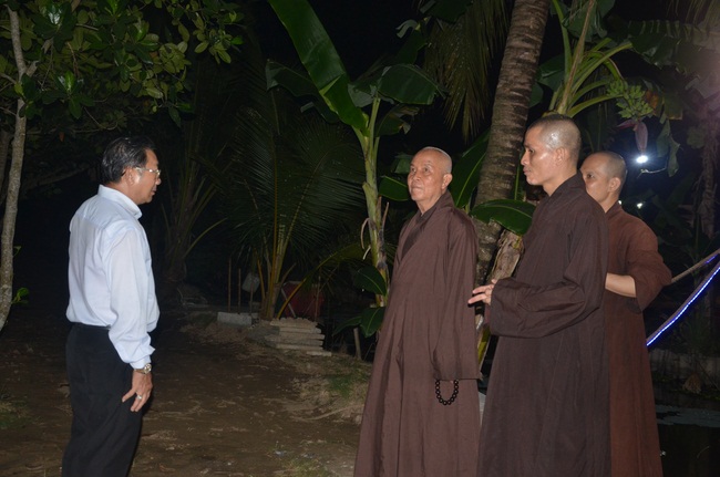 Attending the Final Year Ceremony of the Buddhist Intermediate Institute, Creature Release in Can Tho City.