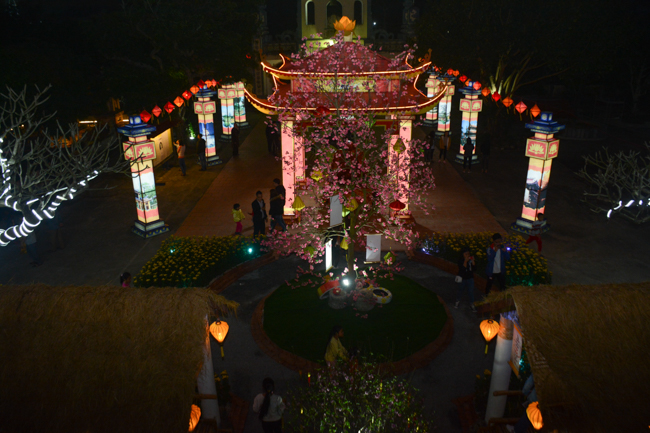 Đêm giao thừa chào đón năm Kỷ Hợi tại chùa Tây Khánh – Thái Bình