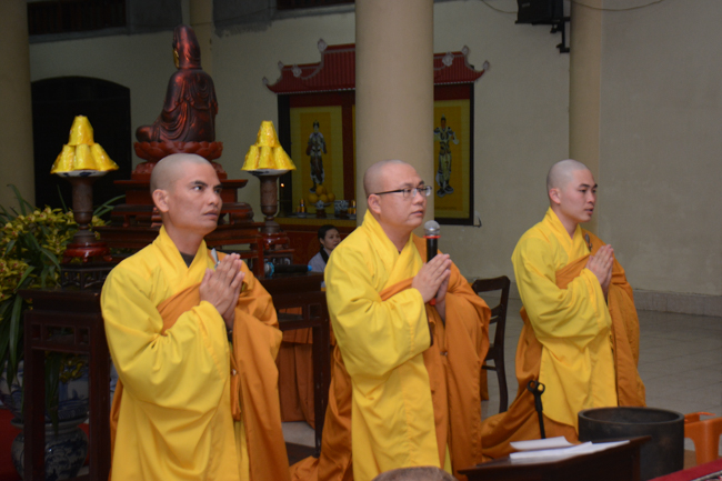 Đêm giao thừa chào đón năm Kỷ Hợi tại chùa Tây Khánh – Thái Bình