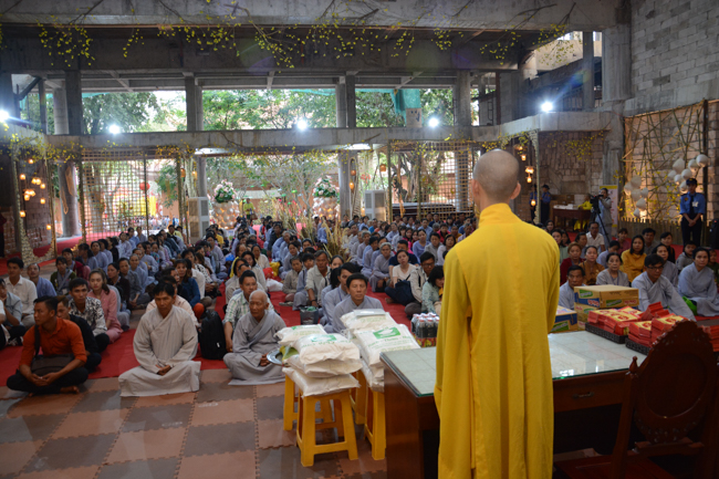 Over 70.000 red pockets had been given in the first New Year day