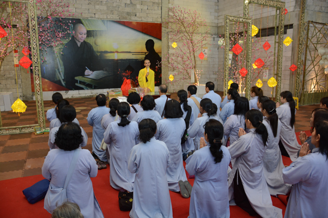 Over 70.000 red pockets had been given in the first New Year day