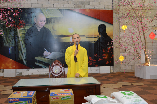 Over 70.000 red pockets had been given in the first New Year day