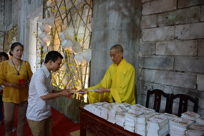 Series of photos on the 2nd  day of Tet Holiday