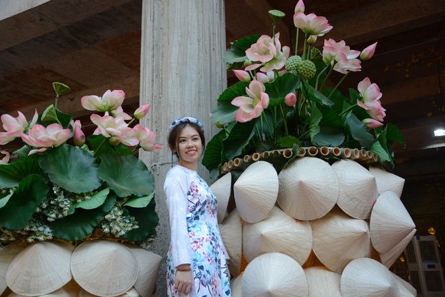 Series of photos on the 2nd  day of Tet Holiday