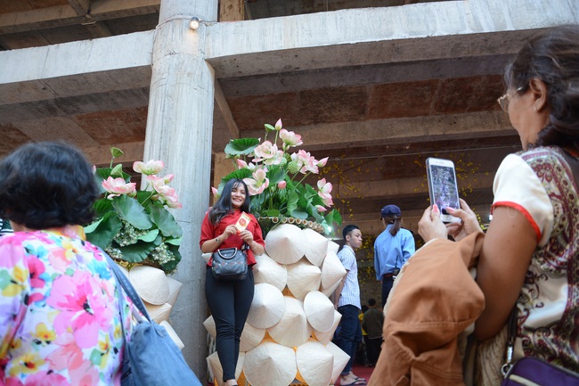 Series of photos on the 2nd  day of Tet Holiday