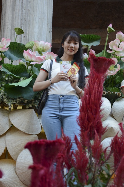 Series of photos on the 2nd  day of Tet Holiday