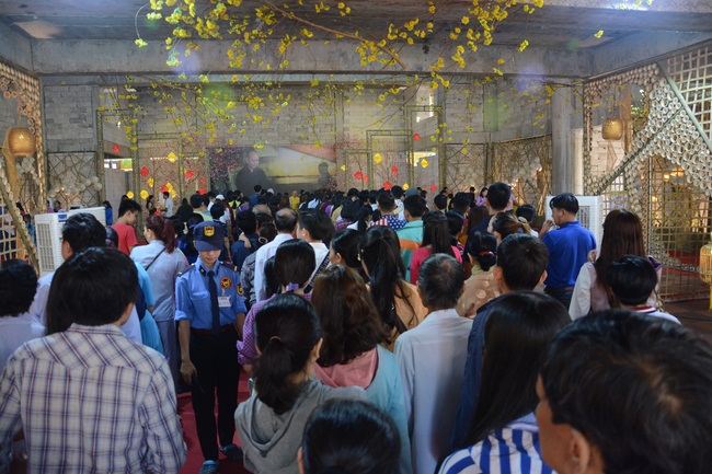 Series of photos on the 2nd  day of Tet Holiday