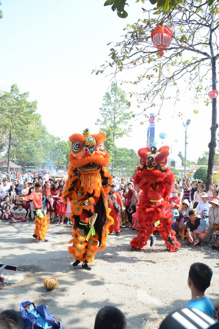 Series of photos on the 2nd  day of Tet Holiday