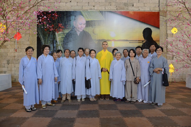 Series of photos on the 3rd day of Tet Holiday